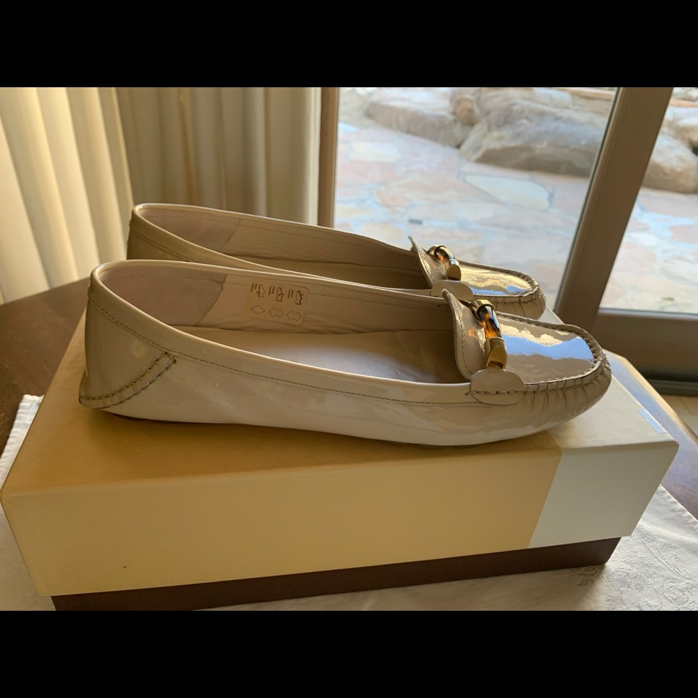 Bally loafers patent leather 39 1/2 EU